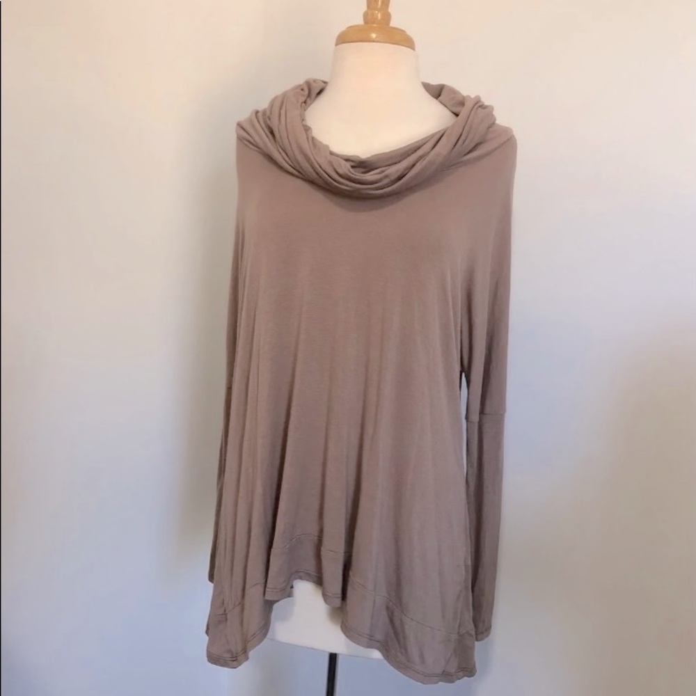 Luxe Small Long sleeve top